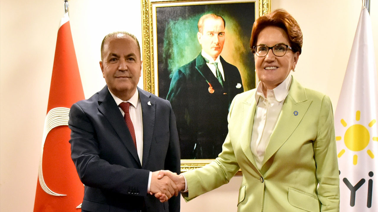 Meral Akşener, Anavatan Partisi Genel Başkanı ile bir araya geldi