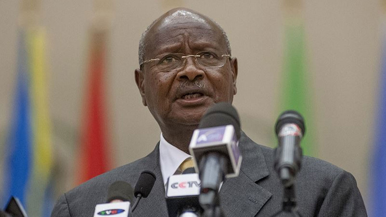 Uganda Devlet Başkanı: Afrika'dan ham madde almayı durdurun!