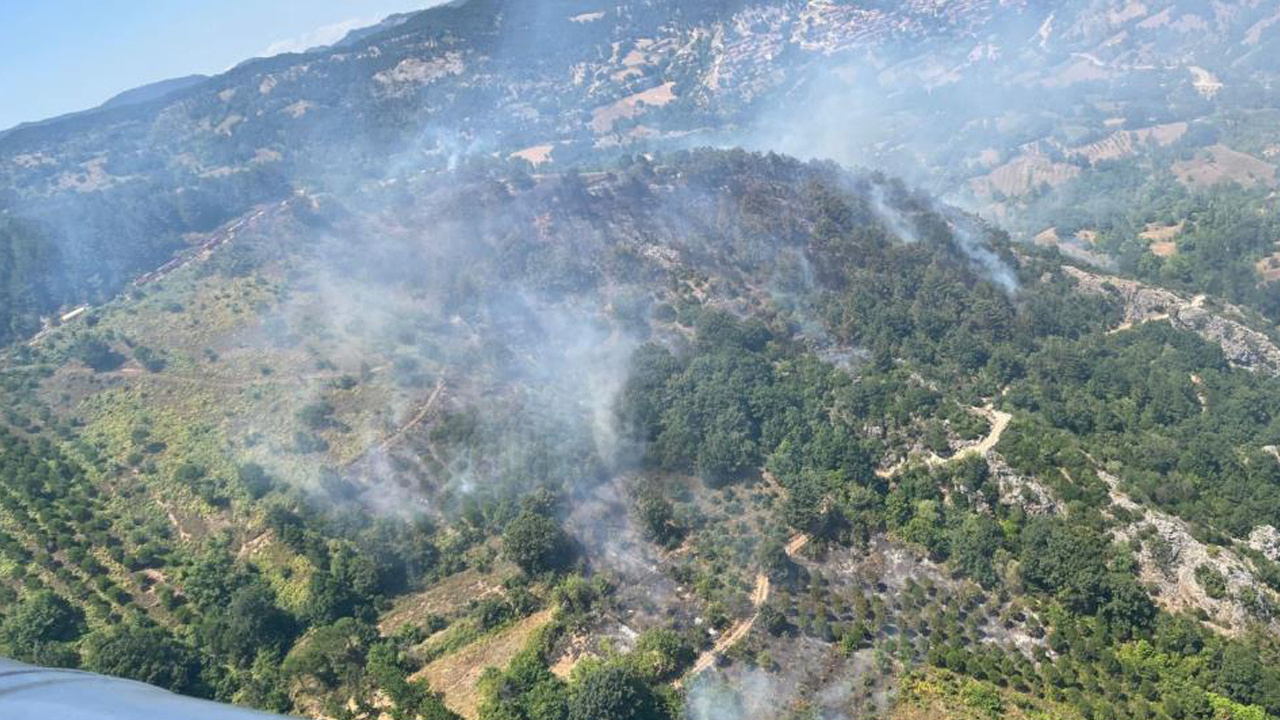 Balıkesir’de orman yangını! 6 helikopter ve 4 uçak ile müdahale ediliyor