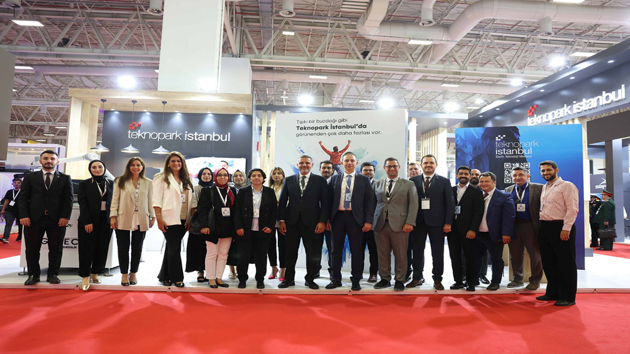 Türkiye'nin teknoloji merkezi Teknopark İstanbul IDEF'23'te yeni anlaşmalara imza attı