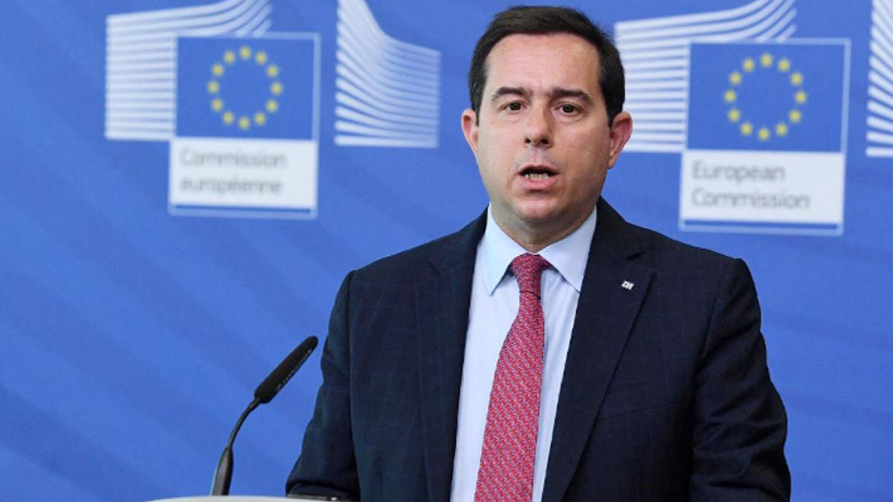 Yunanistan'da Vatandaşı Koruma Bakanı Mitarakis istifa etti