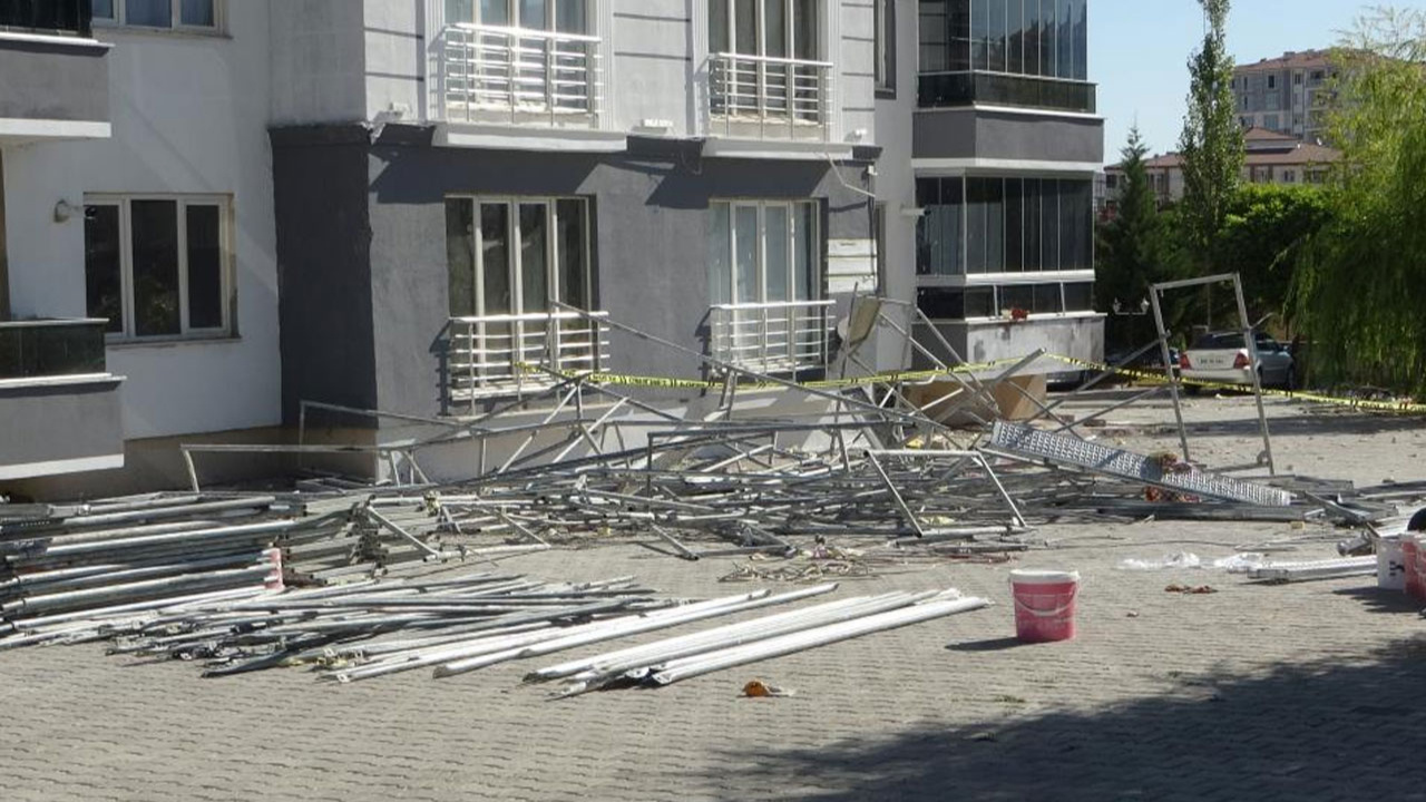 Malatya’da inşaat iskelesi çöktü: 3 işçi ağır yaralandı!