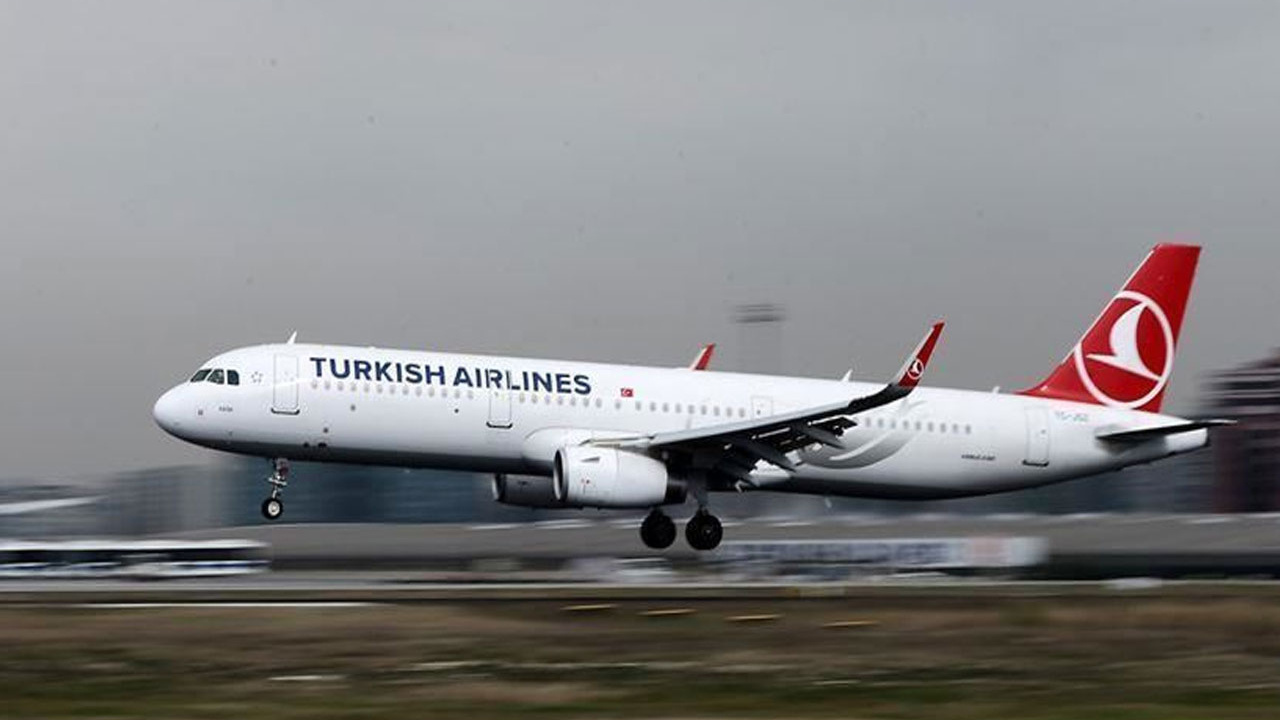 Türk Hava Yolları (THY) kabin memuru alacak! Başvuru tarihi belli oldu