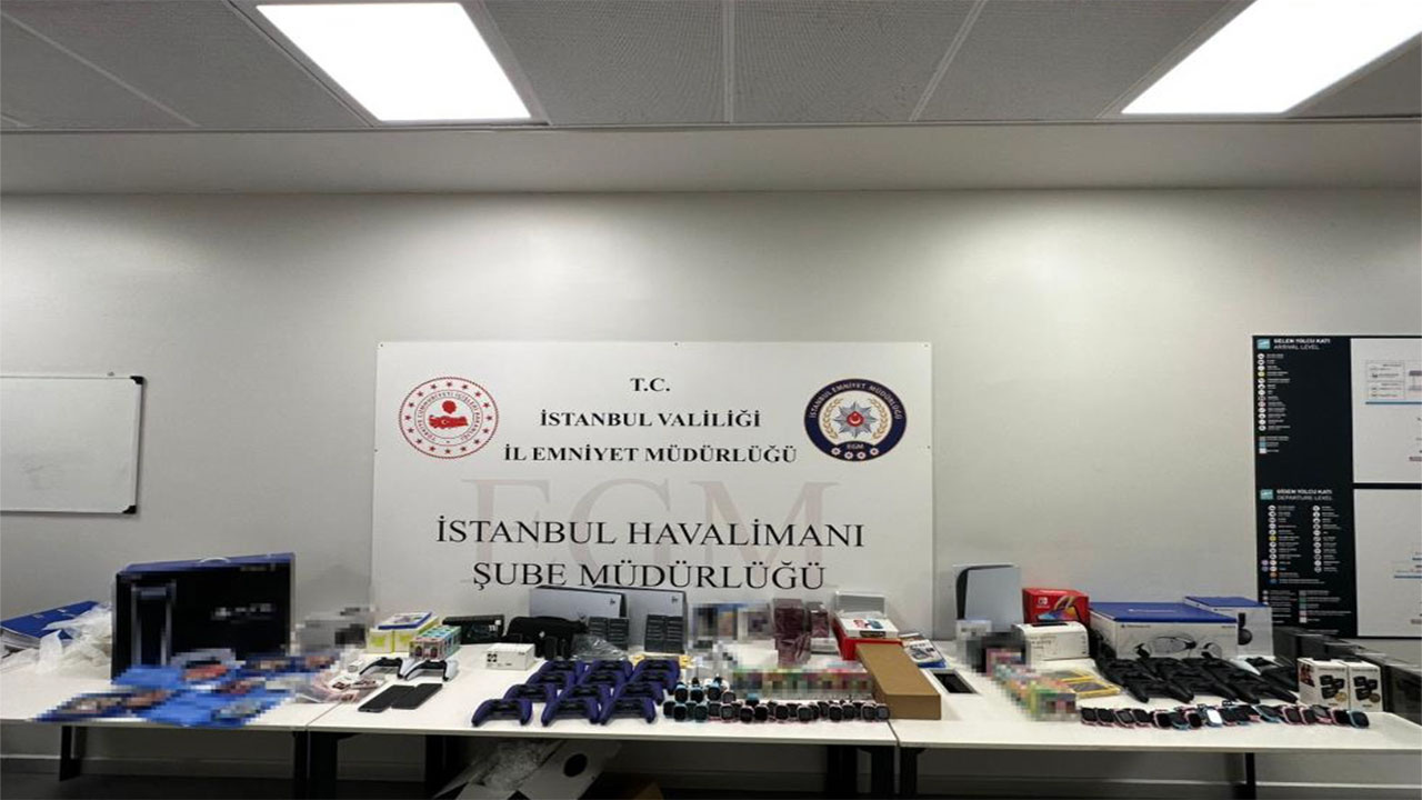 İstanbul Havalimanı'nda büyük operasyon! 1 milyon TL'lik kaçak mal ele geçirildi