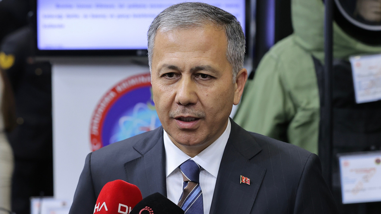 İçişleri Bakanı Ali Yerlikaya duyurdu: 39 göçmen kaçakçısı organizatör yakalandı