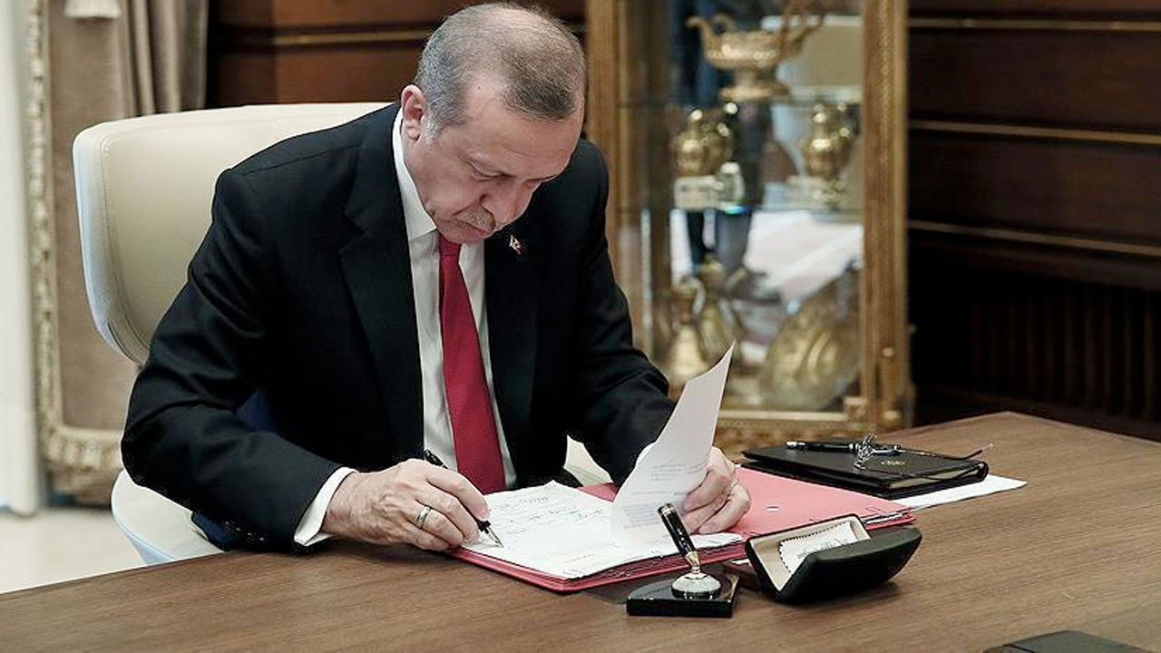 YÖK'e 5 üye seçildi Erdoğan imzaladı Resmi Gazete'de yayımlandı