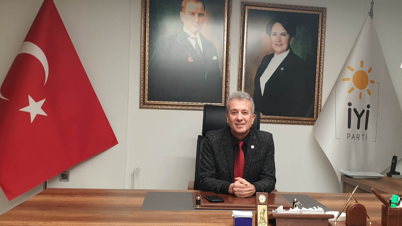 İYİ Parti İl Başkanı Özer Tunçtürk görevinden istifa etti