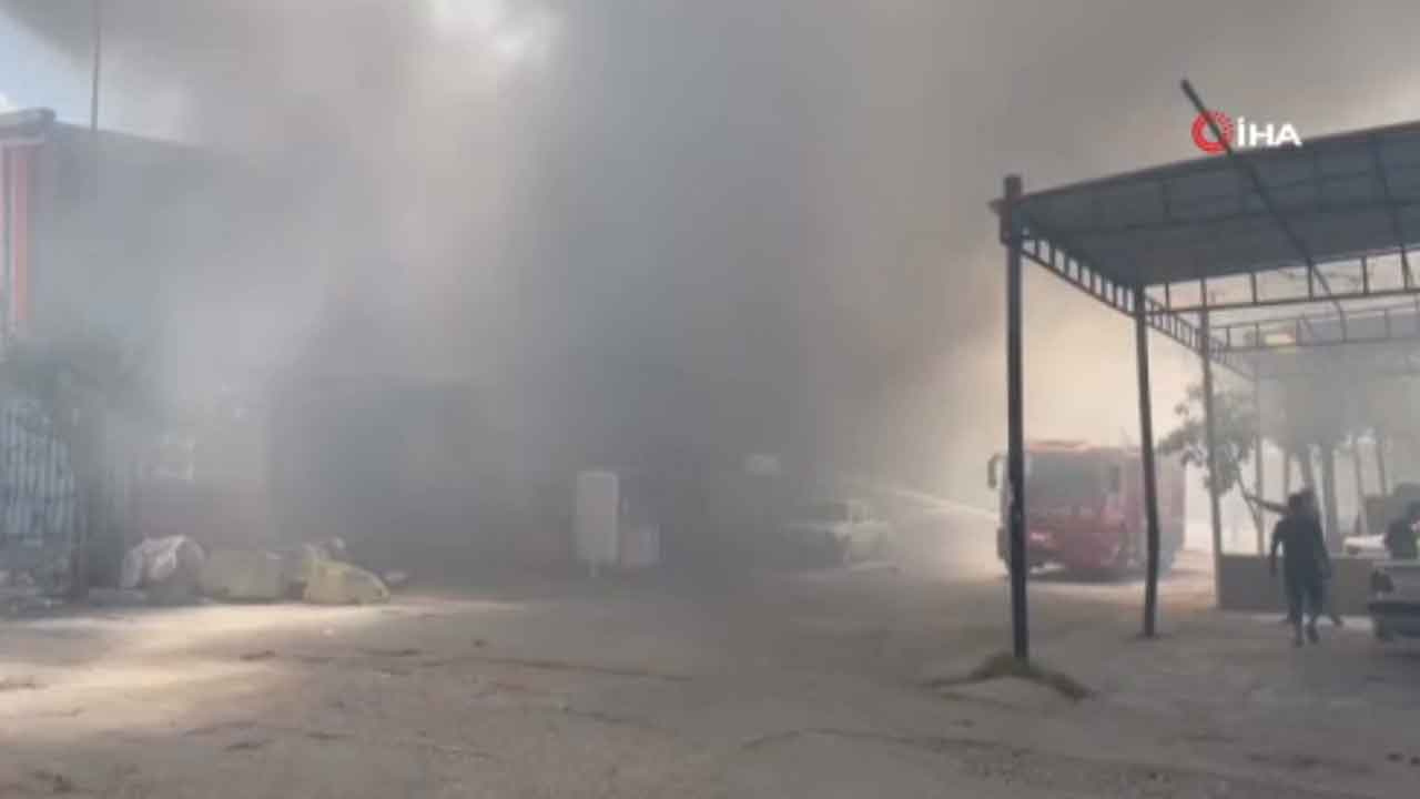 Osmaniye'de temizleme tesisinde tanker patladı, yangın çıktı: 2 yaralı