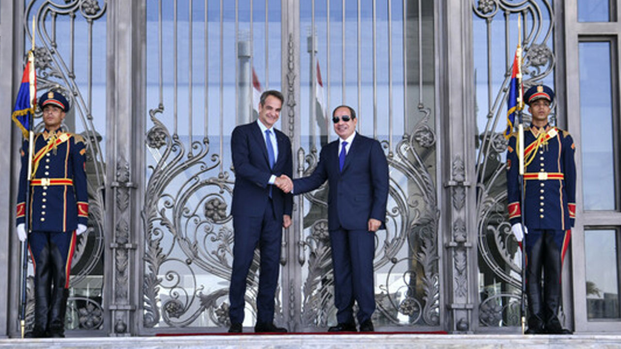 Sisi - Miçotakis zirvesi: Doğu Akdeniz'deki durumu konuştular