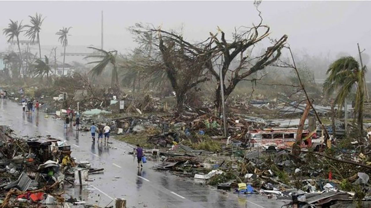 Filipinler'de tayfun felaketi can almaya devam ediyor! Ölü sayısı 29'a yükseldi