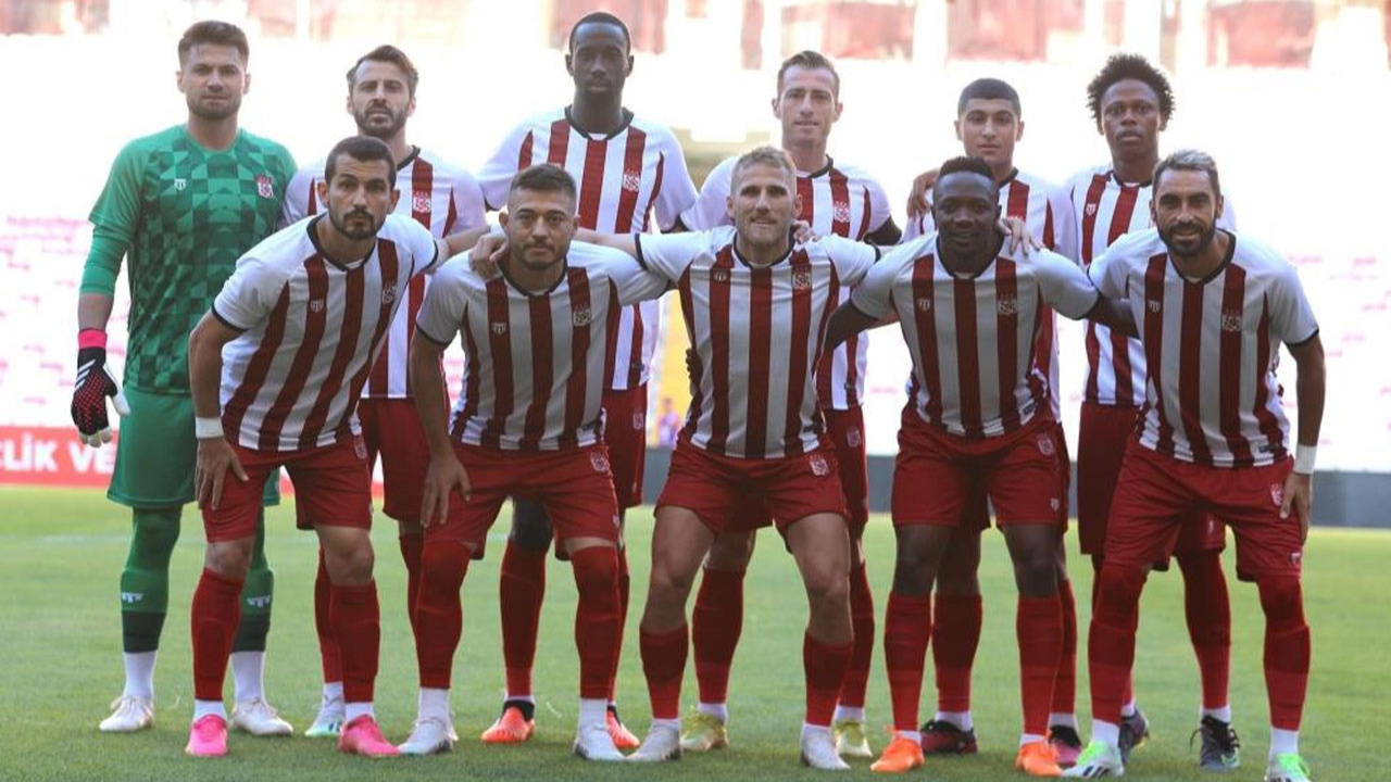 Sivasspor’da forma numaraları belli oldu!