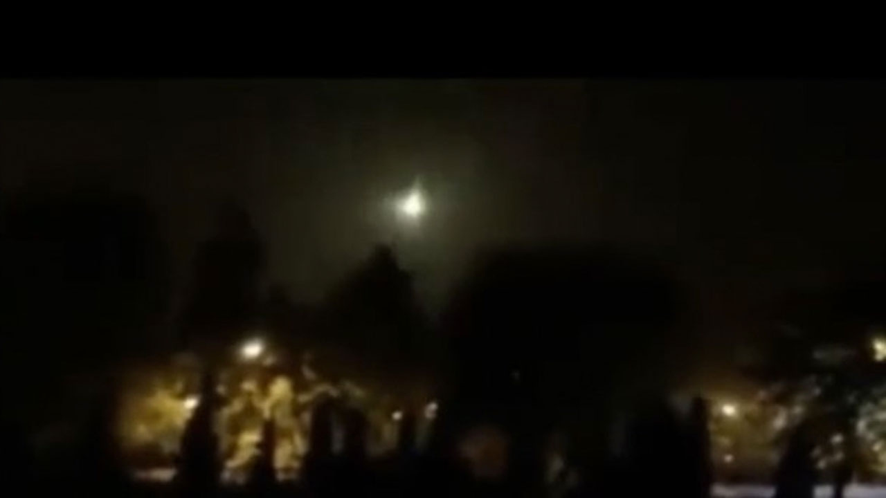 İstanbul’da meteor düştü iddiası! Işık hüzmesi şaşkına çevirdi o anlar görüntülendi