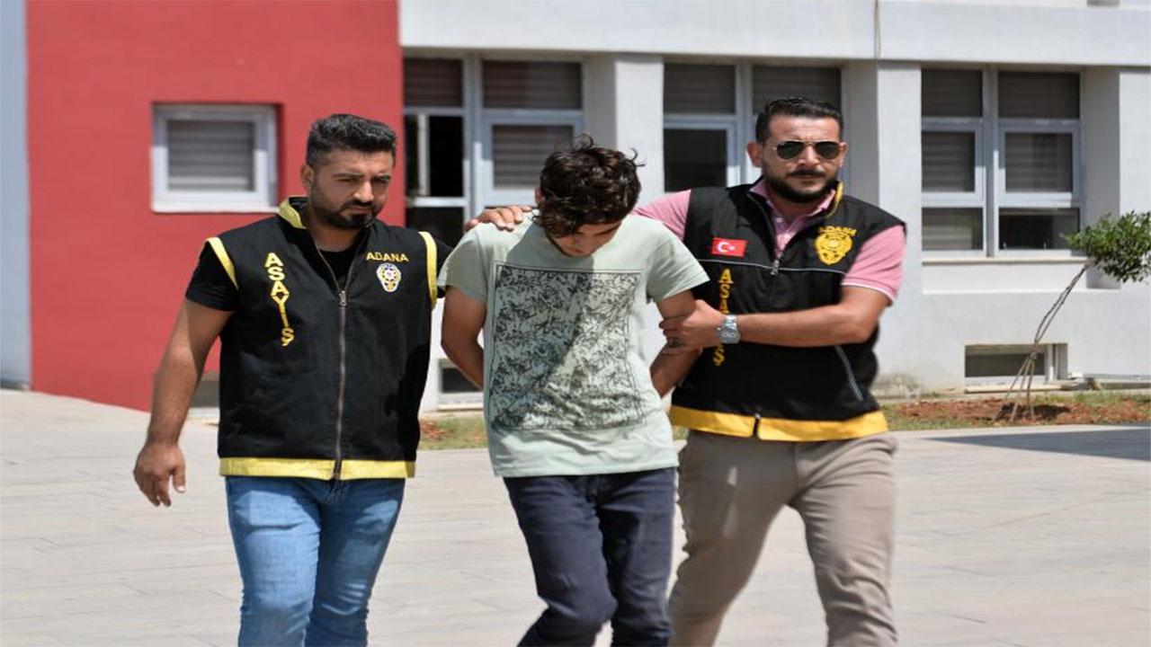 Adana'da köy muhtarının üvey oğlunu öldürdüğü öne sürülen 3 katil zanlısı tutuklandı!