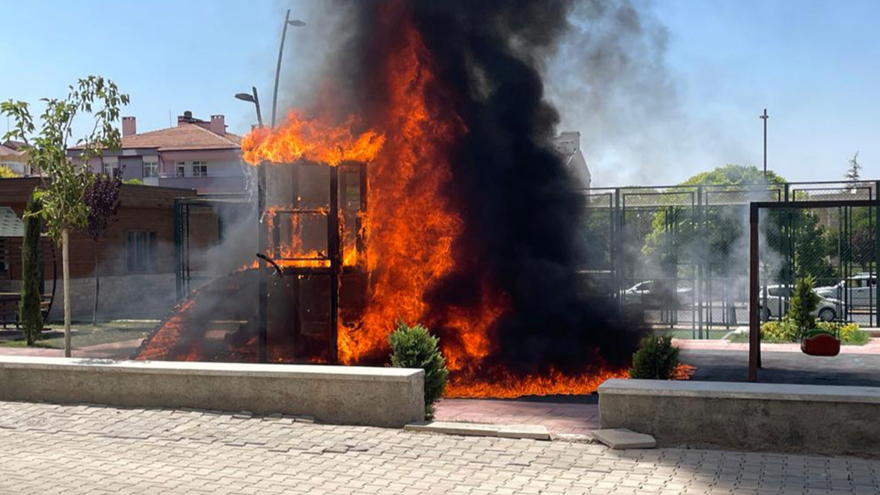Nevşehir'de çocuk oyun parkı cayır cayır yandı!