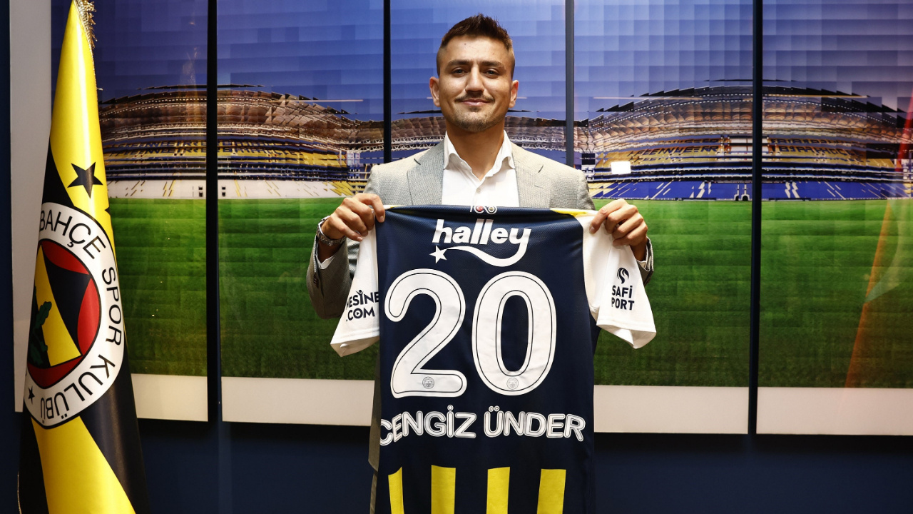 Cengiz Ünder resmen Fenerbahçe'de! 15 milyon bonservis ile 4 yıllık imza attı