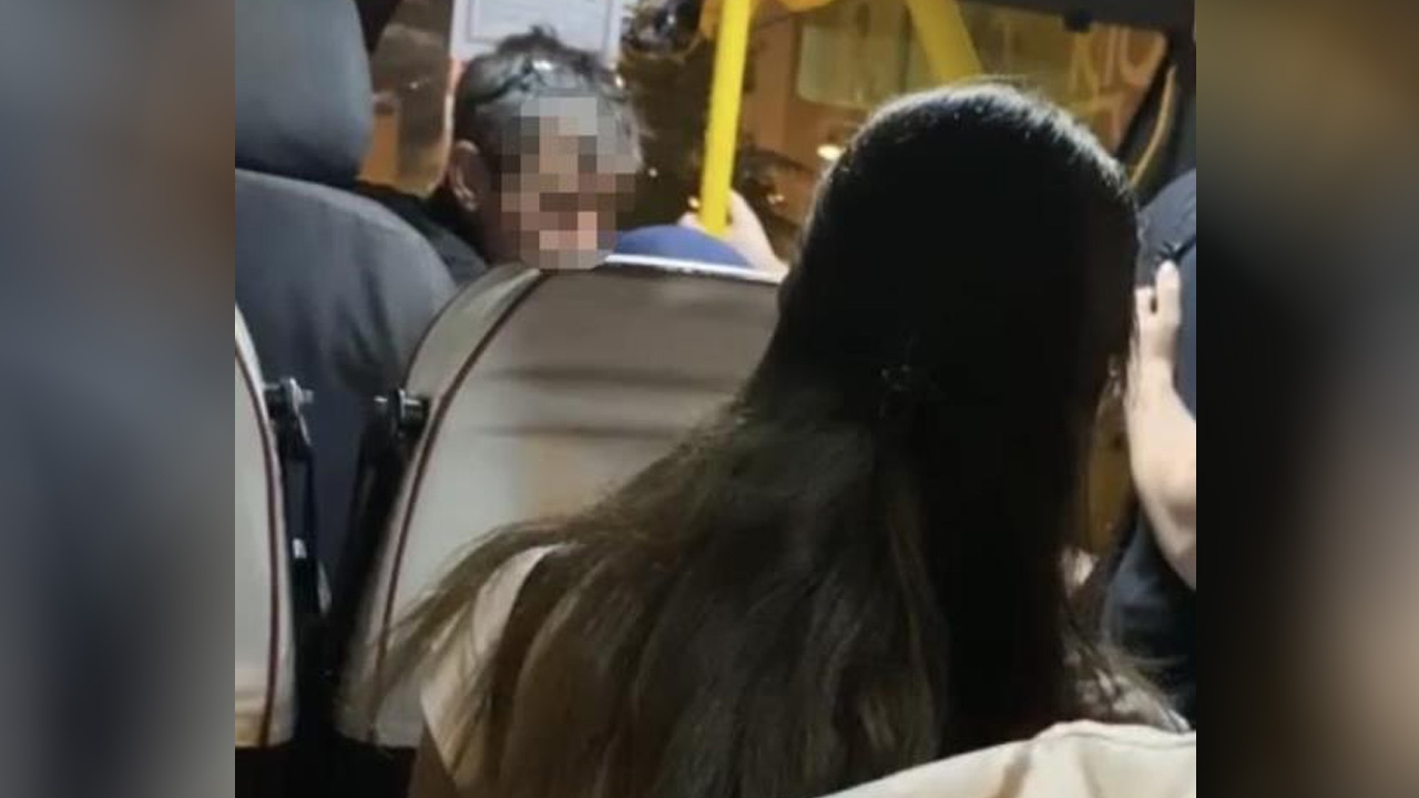 İstanbul'da minibüs şoförü kadın yolcuyu araçtan kovdu