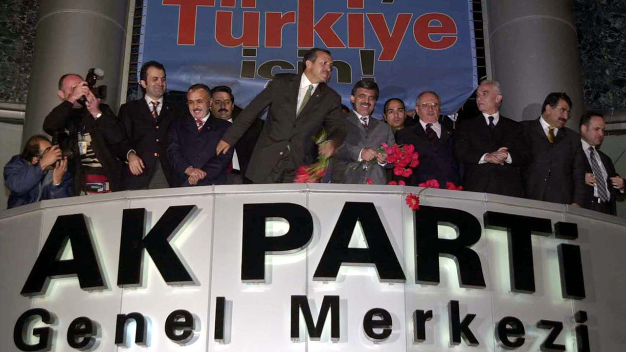 AK Parti 22 yaşında! İlklerle dolu başarı hikayesi...