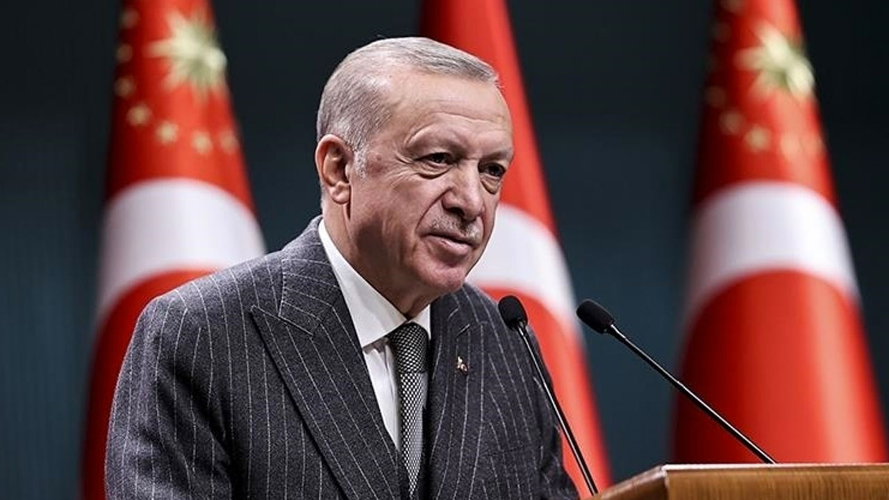 AK Parti'nin 22. yılında mesaj yayınlayan Cumhurbaşkanı Erdoğan: Hayat pahalılığı sorununu hal yoluna biz koyacağız