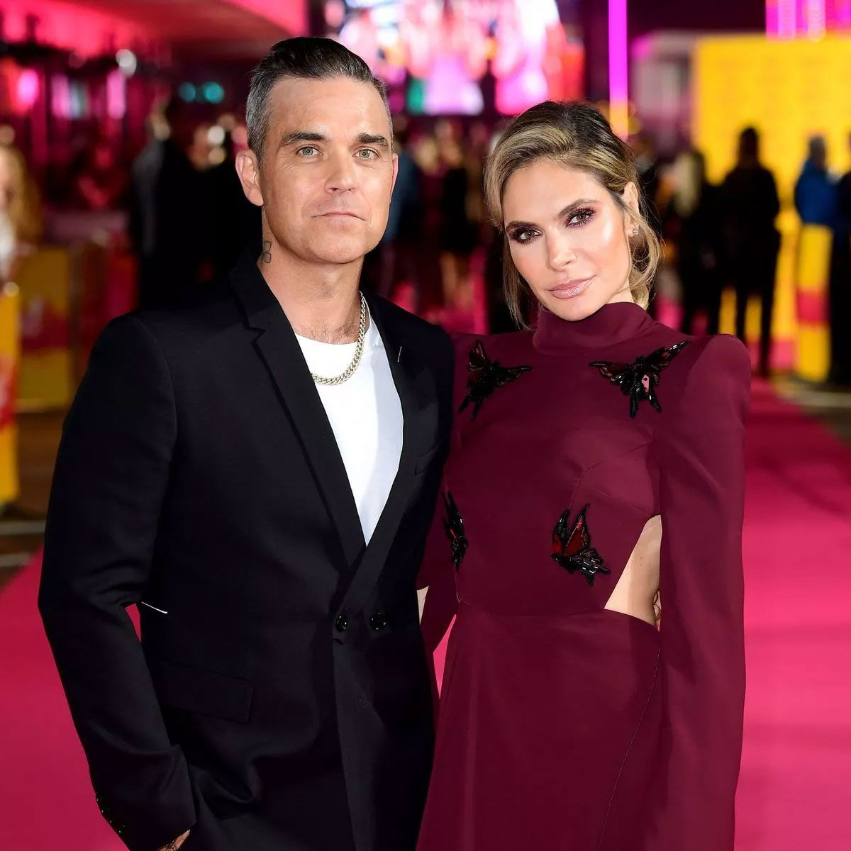 Robbie Williams'ın Türk eşi, çıplak fotoğrafını paylaştı! 'Seks bombası'