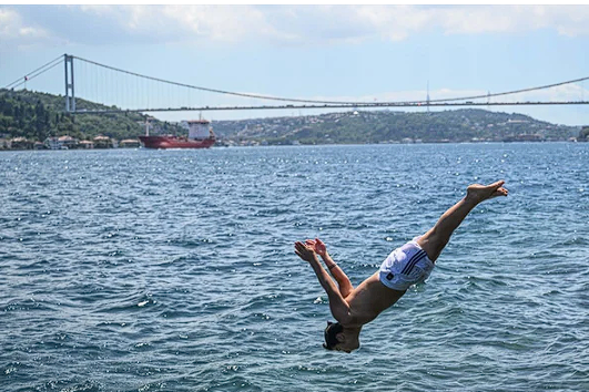 İstanbul'a yeni sıcak hava dalgası uyarısı! Meteoroloji profesörü Orhan Şen tarih verdi