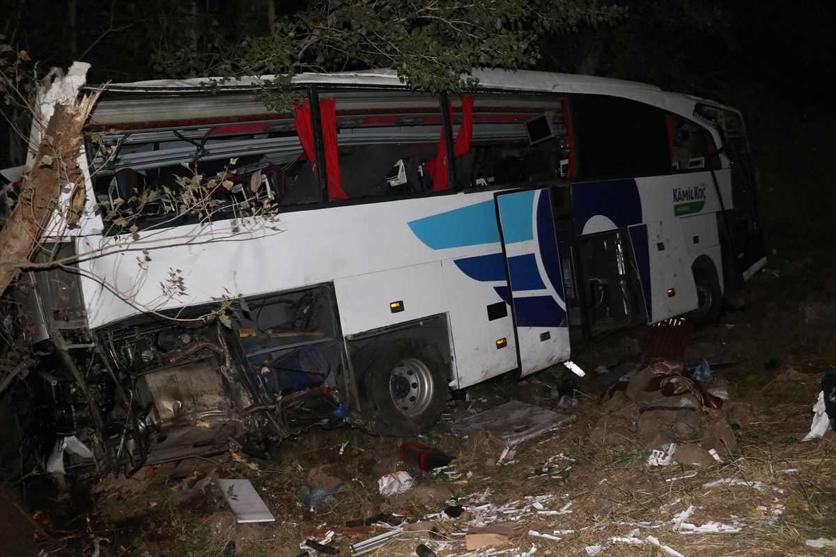 12 kişi öldü! Yozgat'taki otobüs kazasının nedeni belli oldu! Şoförün oğlu konuştu: Babam 3 defa...