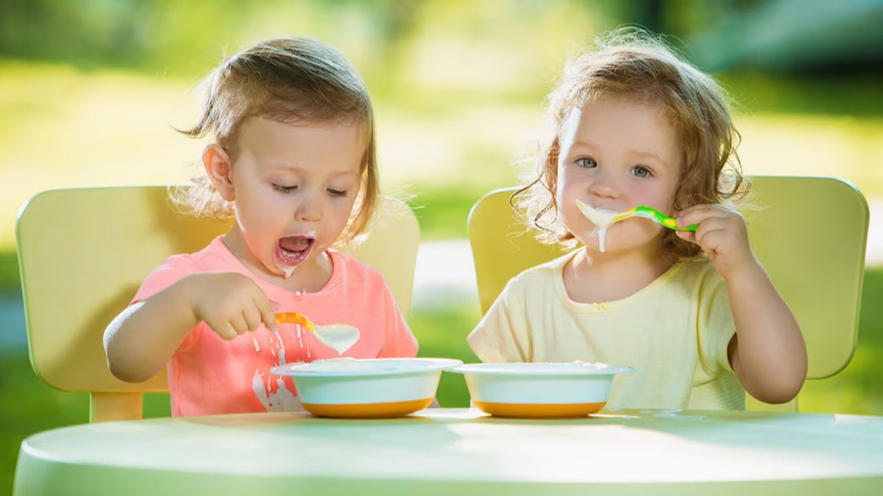 Çocuklar için yaş aralığına göre beslenme önerileri