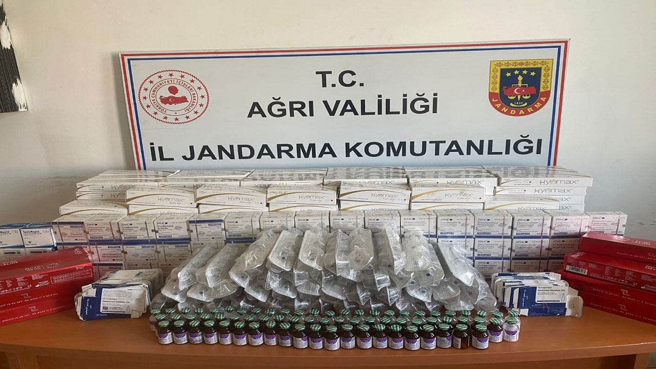 Ağrı'da Jandarma ekiplerinden büyük operasyon! Kaçakçılık ve uyuşturucu operasyonunda 143 gözaltı
