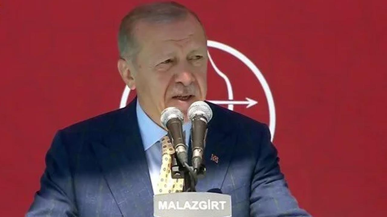 Cumhurbaşkanı Erdoğan, Malazgirt Zaferi'nin 952. yıl dönümü kutlamalarında konuştu