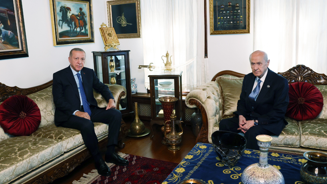 Cumhurbaşkanı Erdoğan ile MHP lideri Devlet Bahçeli'den 50 dakikalık sürpriz görüşme