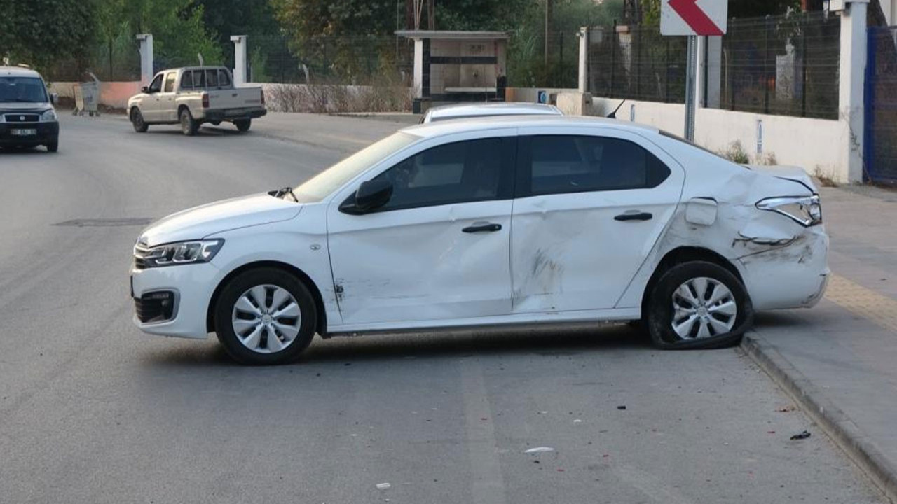 Park halindeki otomobile çarpıp kaçan sürücü alkollü çıktı!