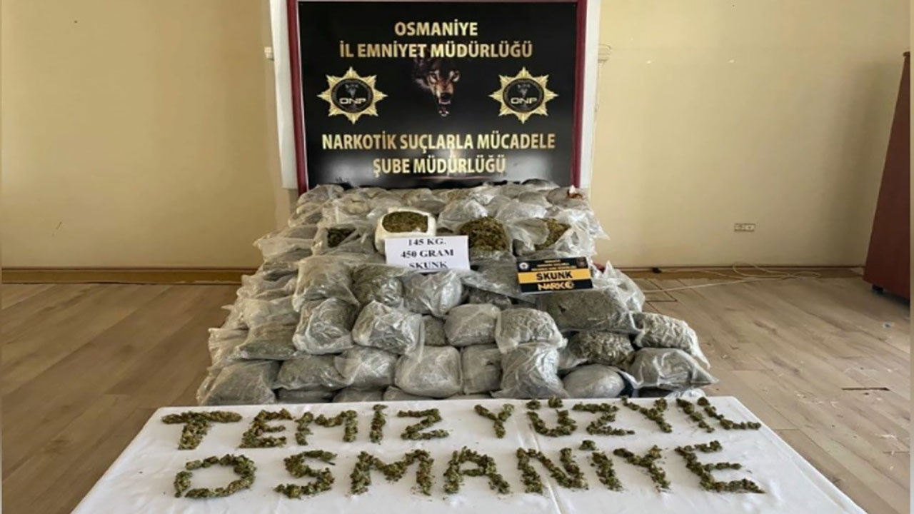 Osmaniye'de uyuşturucu operasyonu! Gizli bölmede 145 kilo 450 gram skunk ele geçirildi