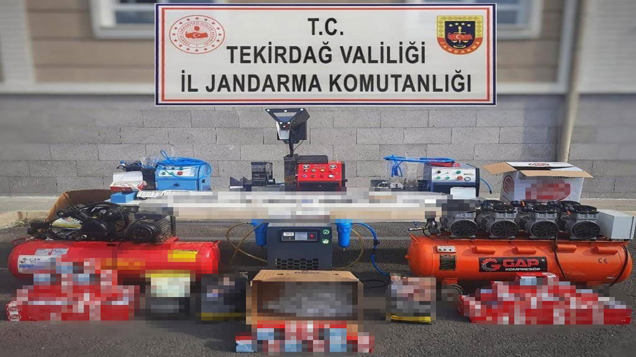 Tekirdağ'da jandarma ekiplerinden kaçak sigara vurgunu! 395 bin liralık kaçak sigara ele geçirildi