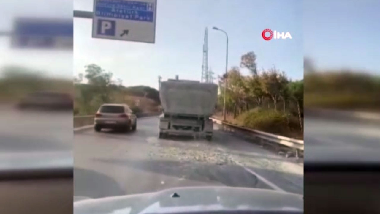 İstanbul'da hafriyat kamyonu yola kilolarca beton döktü!