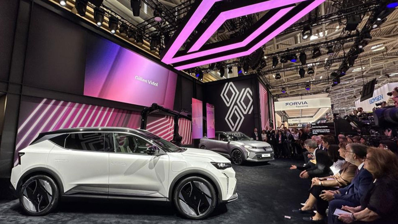 Renault, yeni modelleriyle Münih IAA Mobility 2023'te