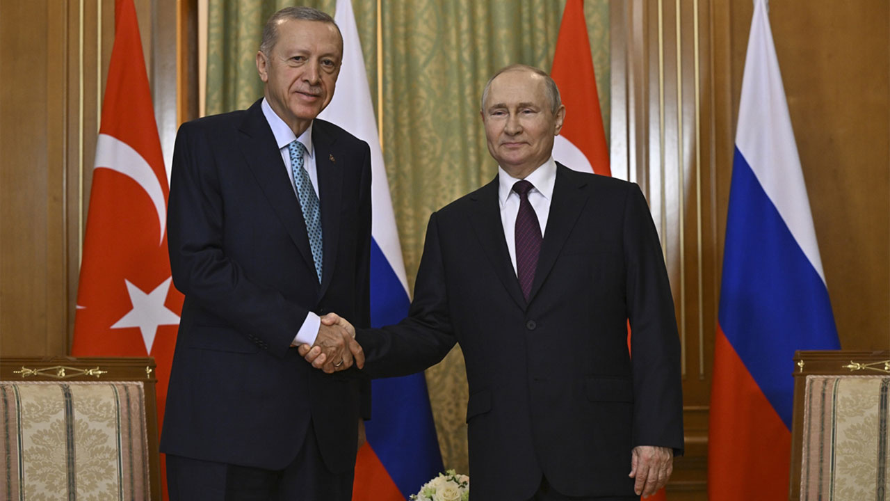 Putin, Cumhurbaşkanı Erdoğan'a 'kuş sütü' ikram etti! İşte iki liderin yemek mönüsü