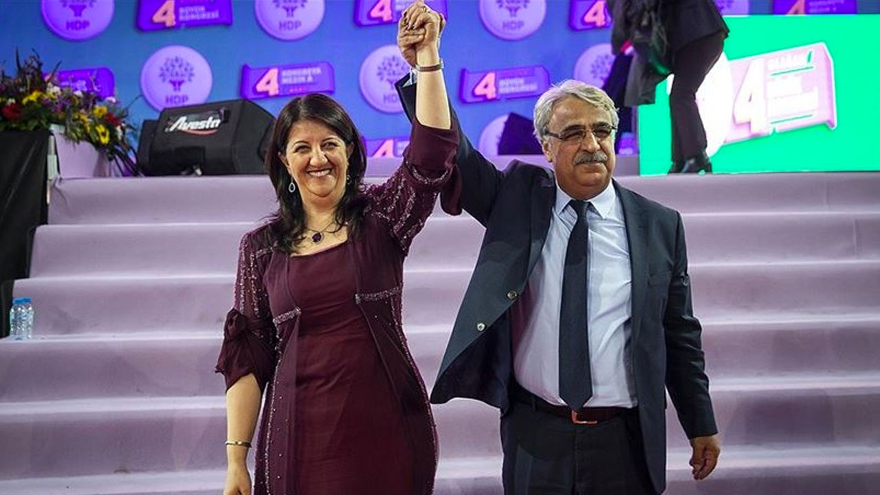 Kapatılması beklenen HDP'yi boşalttılar son iki isim Yeşil Sol Parti'ye geçti