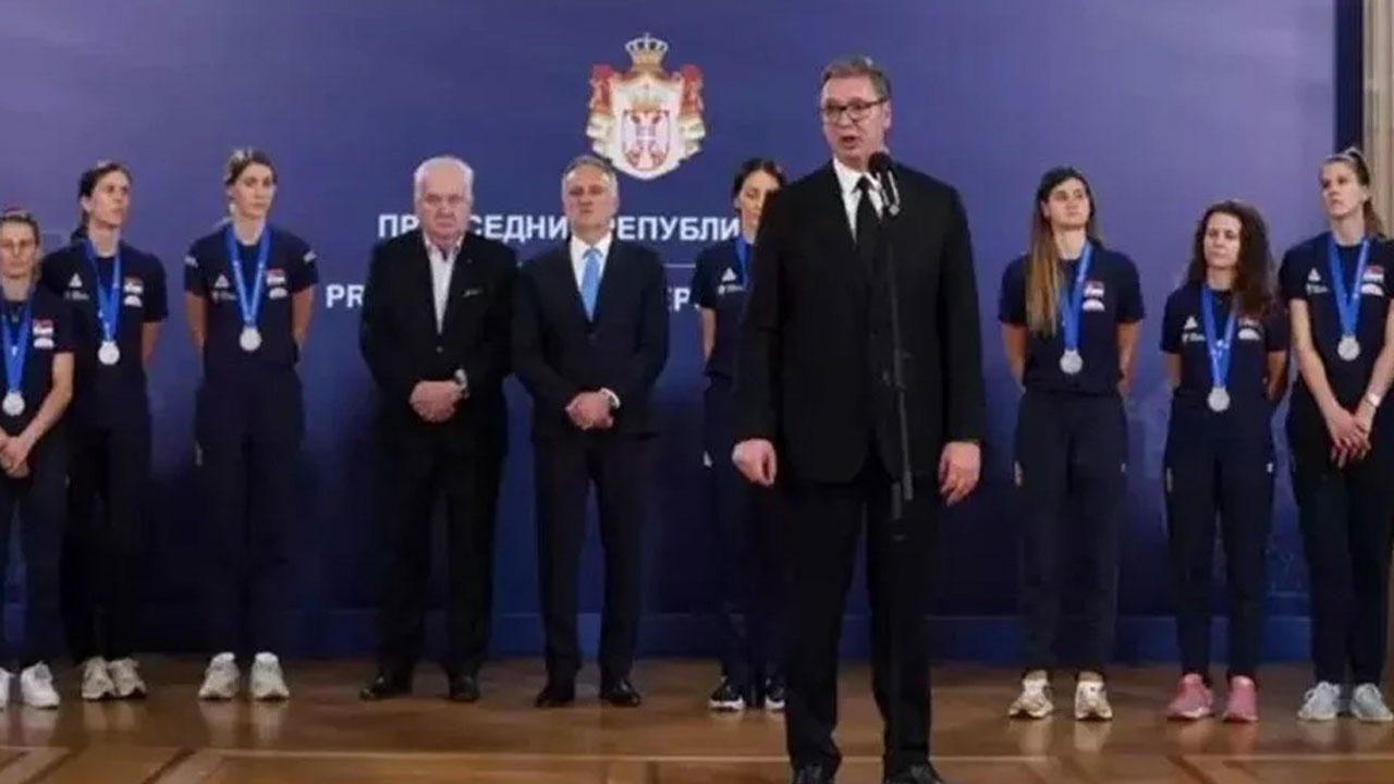Sırbistan'ın Cumhurbaşkanı Vucic: Boskovic, Vargas’tan daha iyi