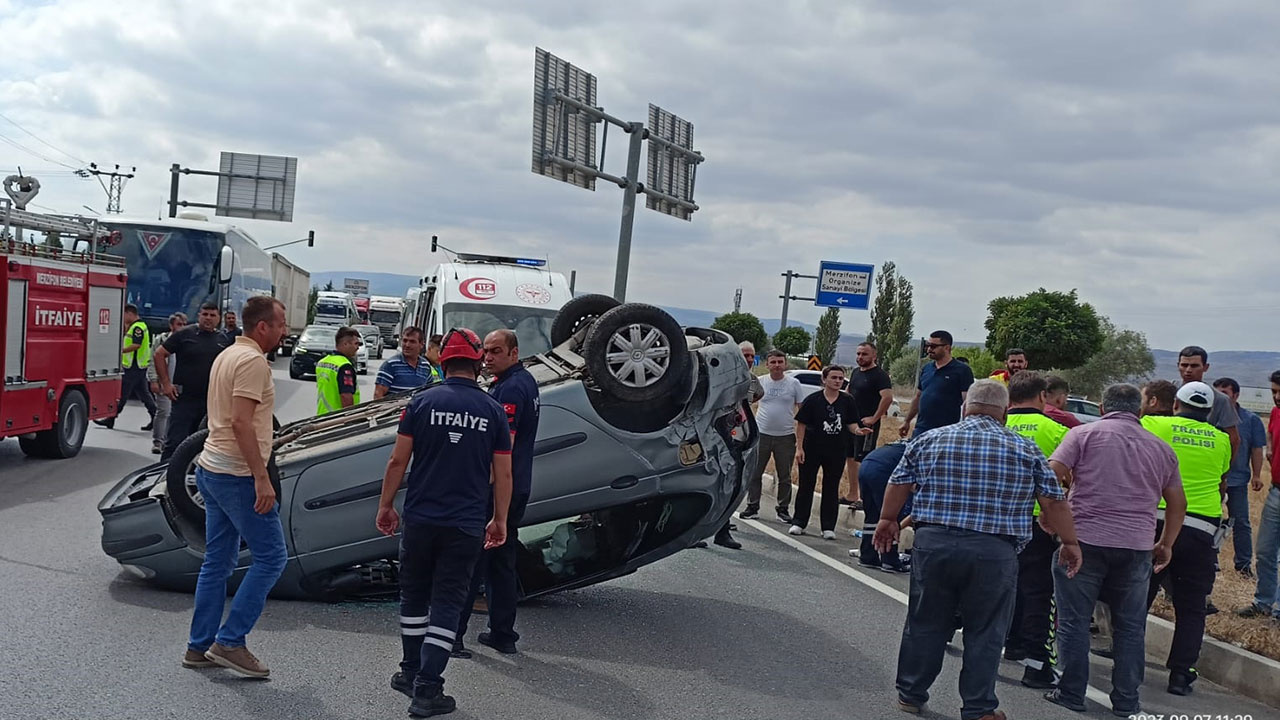 Amasya'da acı kaza! otomobil ve hafif ticari araç birbirine girdi: 1 çocuk öldü, 8 kişi yaralandı