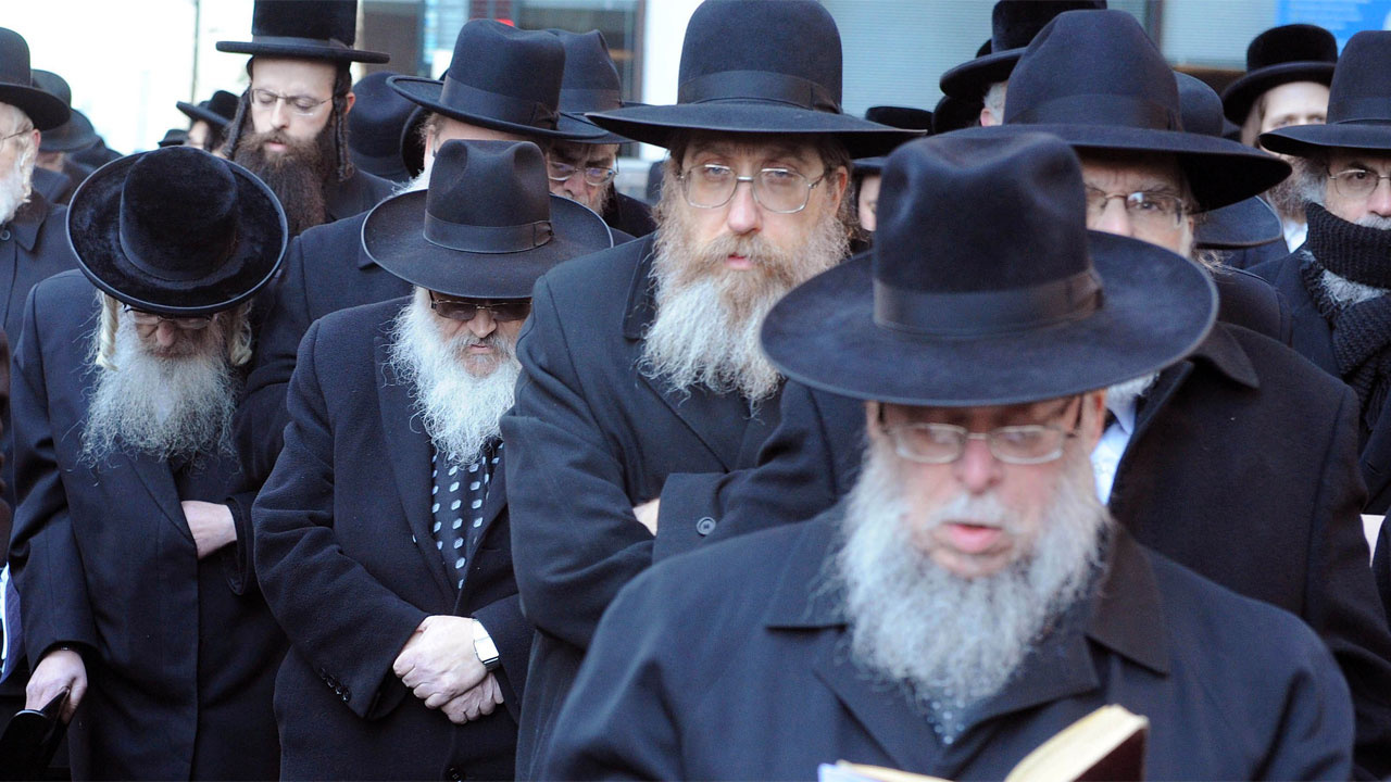 İsrail'de dindar Yahudilerle ilgili talep tartışmalara yol açtı
