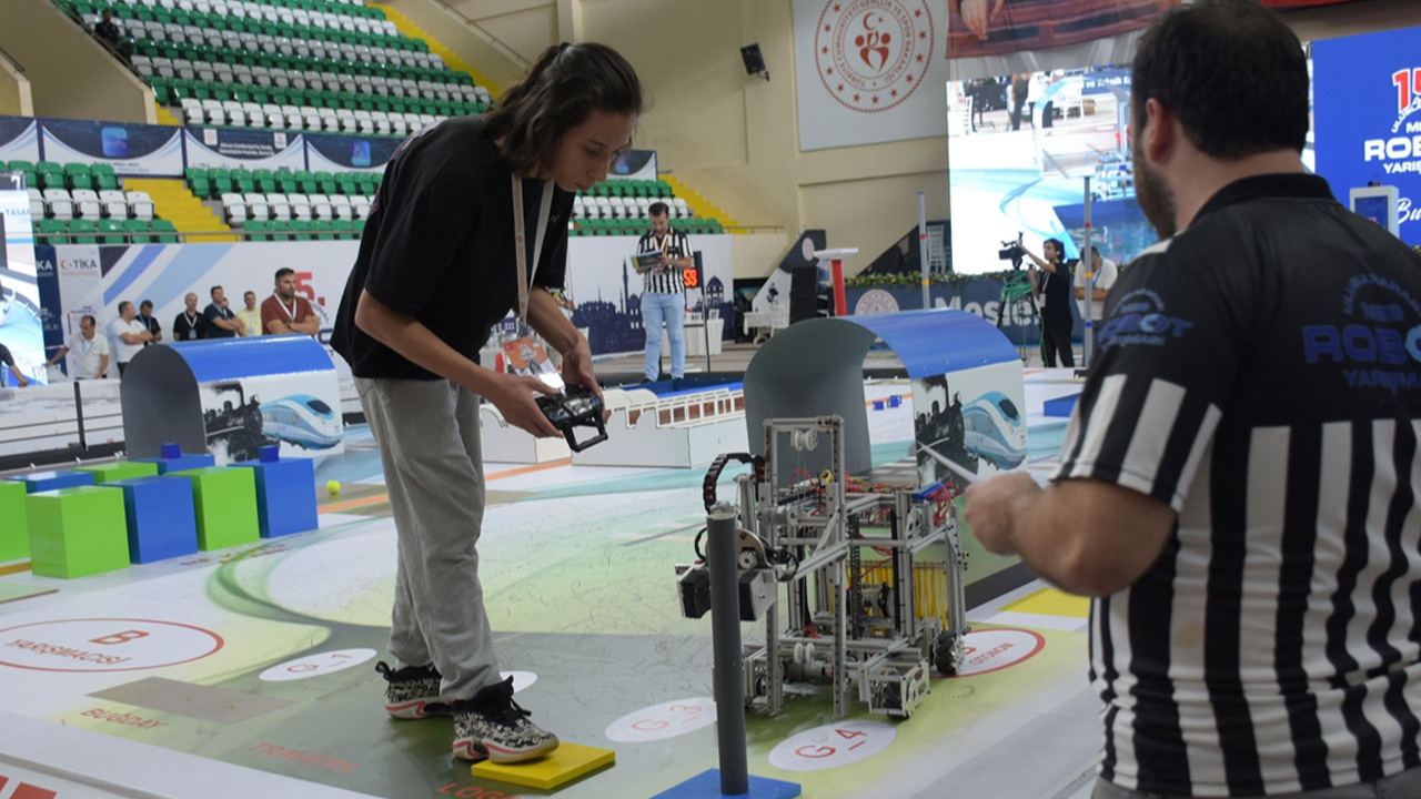 15. Uluslararası MEB Robot Yarışması sona erdi