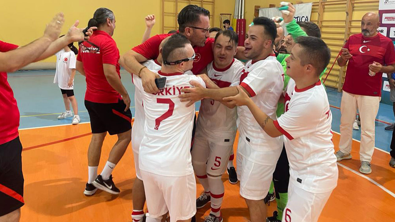 Down Sendromlu Özel Futsal Milli Takımı, Avrupa şampiyonu oldu!