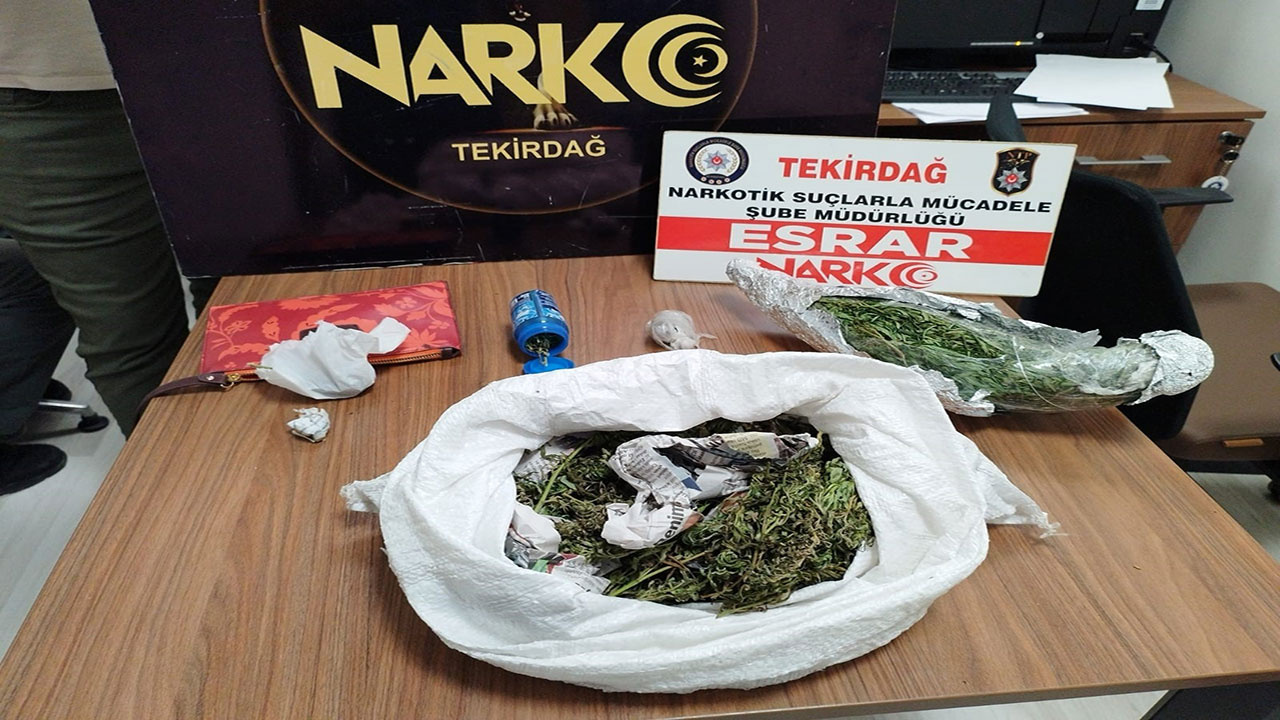 Tekirdağ'da polis ekiplerinden uyuşturucu operasyonu! 1 kilo esrar ele geçirildi