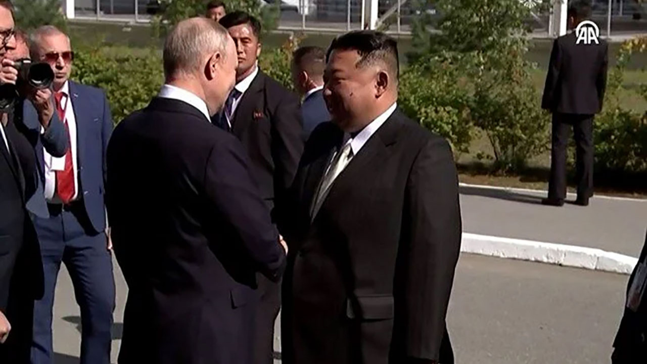 Dünyanın gözü bu buluşmada! Rusya lideri Putin ile Kuzey Kore lideri Kim Jong-un görüşüyor