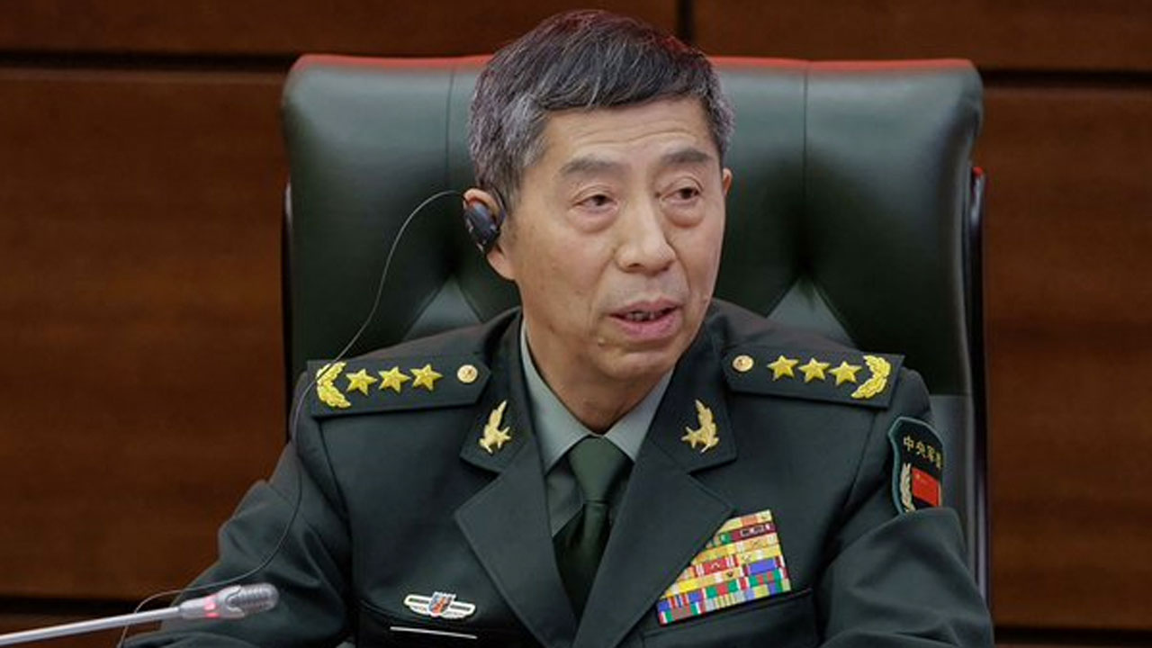 Çin Savunma Bakanı Li Shangfu’dan 2 haftadır haber alınamıyor.