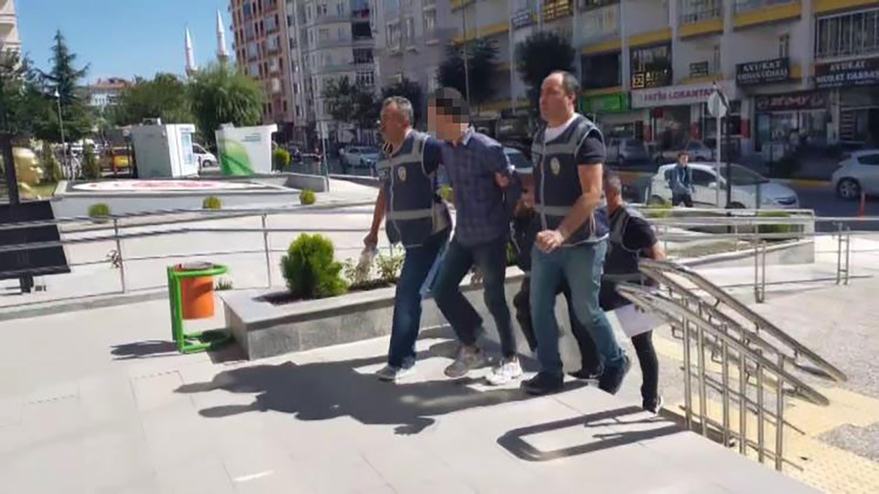 Dolandırıcılar polisten kaçamadı! Çorum'da kuyumcu dolandırdılar Sivas'ta yakalandılar