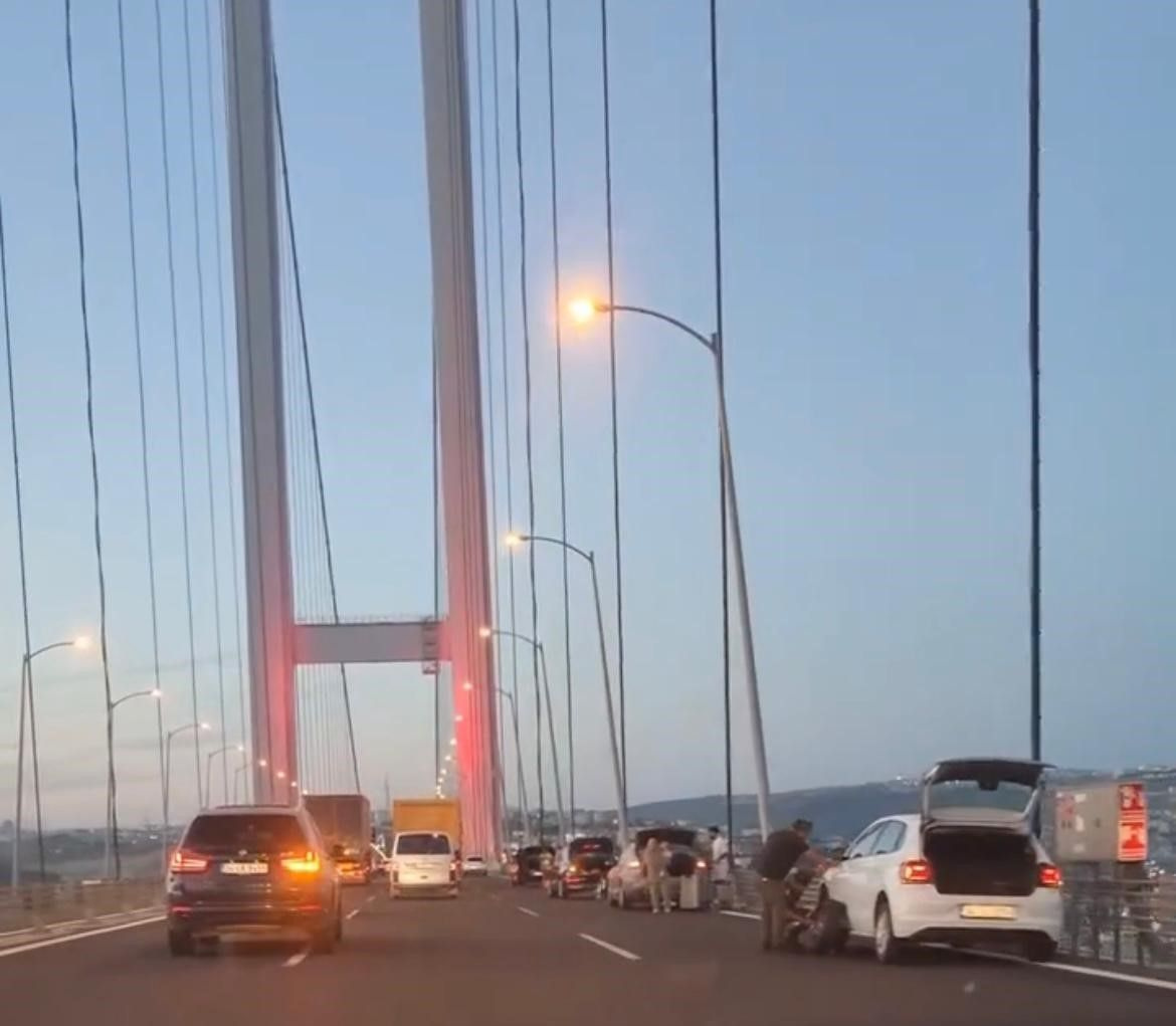 Osmangazi Köprüsünde bir garip olay!  Çok sayıda aracın lastikleri aynı anda patladı