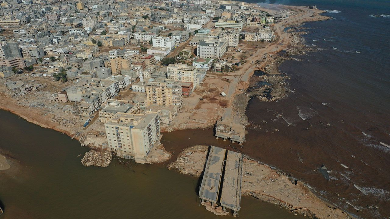 Sel felaketinin vurduğu Libya'da acının izleri dron ile görüntülendi!