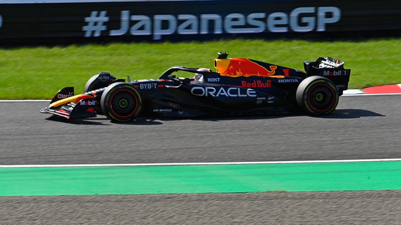 Formula 1 Japonya Grand Prix'ssinde zafer Verstappen'in