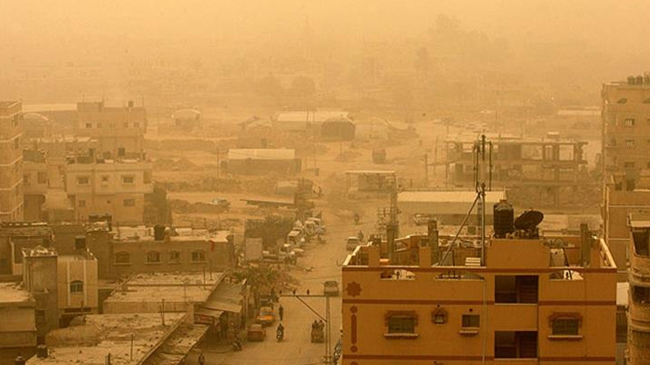 İran'da kum fırtınası: 2 bin 107 kişi hastanelere başvurdu!