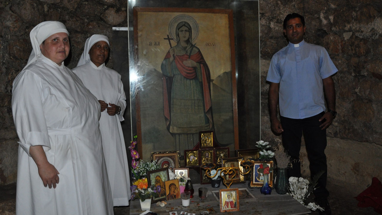 Mersin'deki Aya Tekla Yeraltı Kilisesi'nde ayin yapıldı